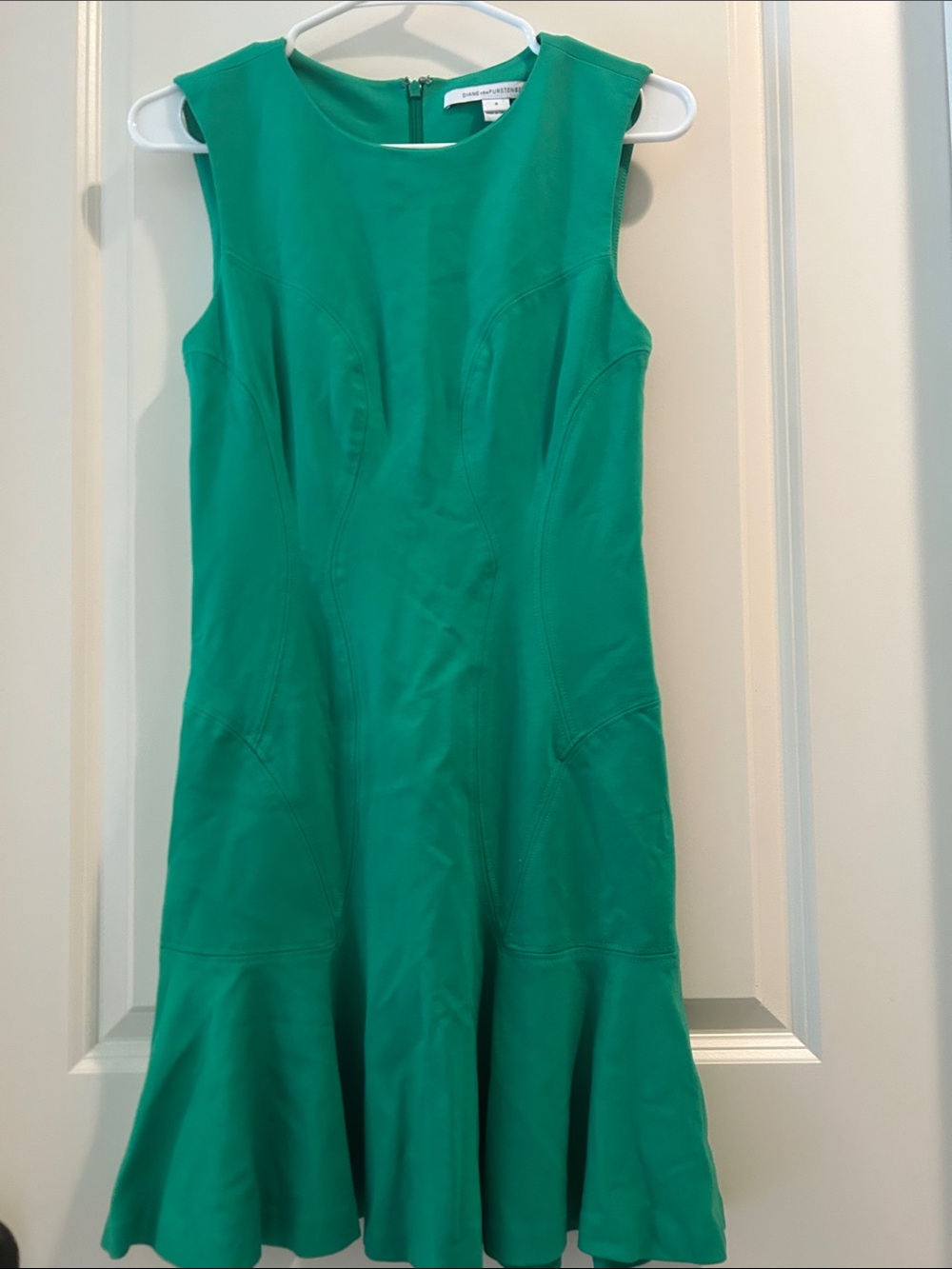 Diane Von Furstenberg Green Sleeveless Fit & Flare Dress stretchy seam detail 4